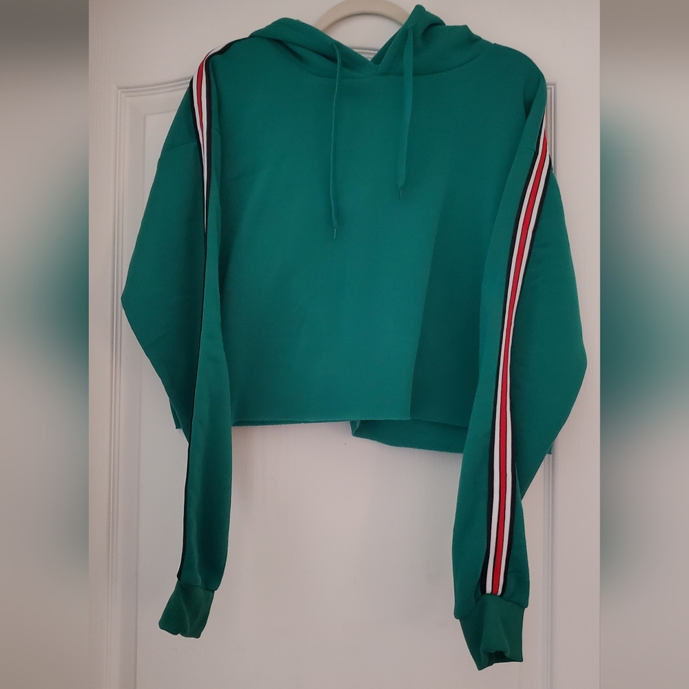 Never Worn ROMA CONCEPT Cropped Jacket